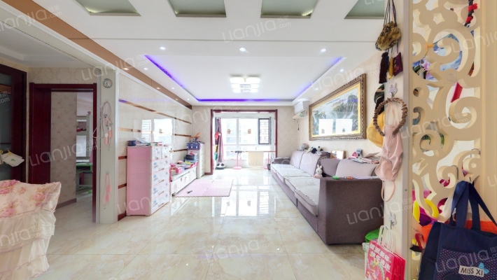 中铁人杰水岸三期二手房实景图