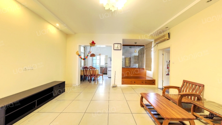 省煤炭集团龙腰小区二手房实景图