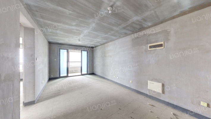 万达临湖苑C区二手房实景图