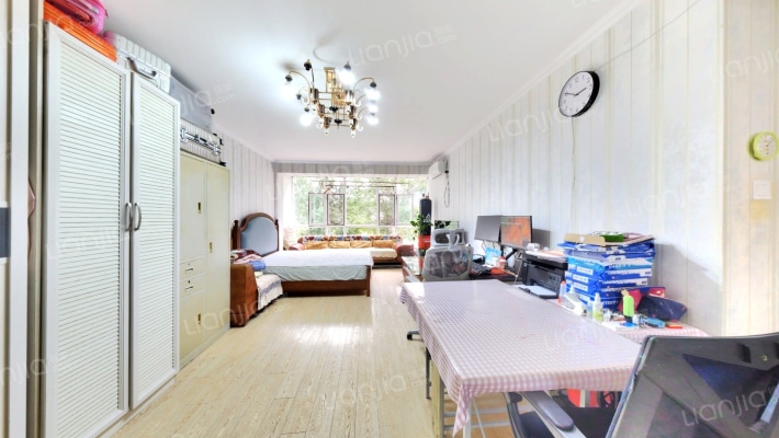 锦江花园五区二手房实景图