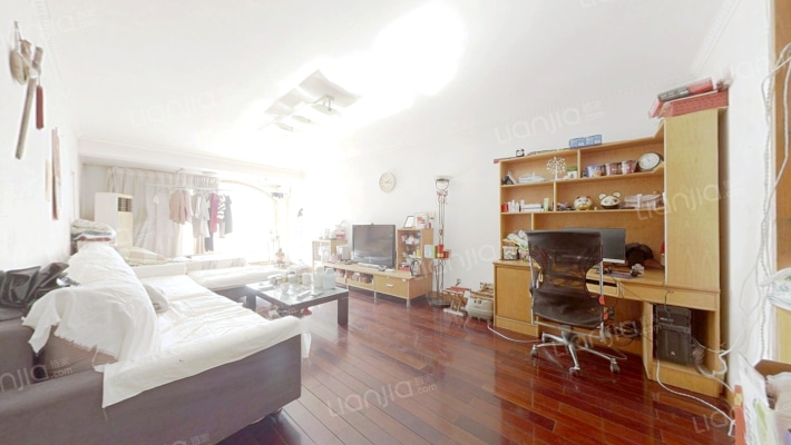 威海路步行街二期二手房实景图