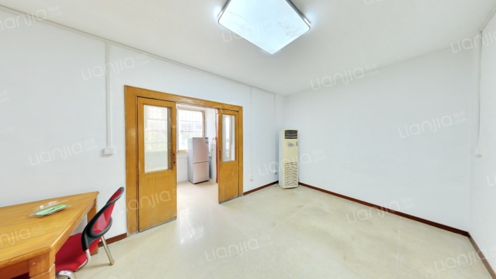 牛奶公司宿舍二手房实景图