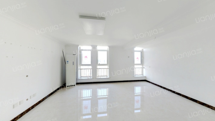 贻成福地广场二期高层二手房实景图