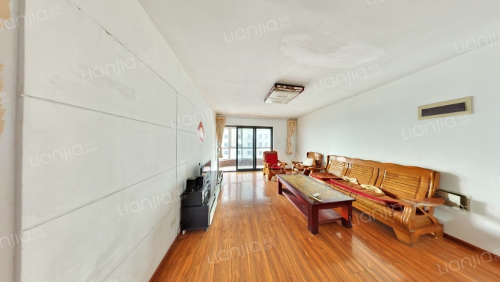 贵府花园二手房实景图