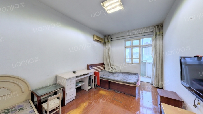 油漆厂院二手房实景图