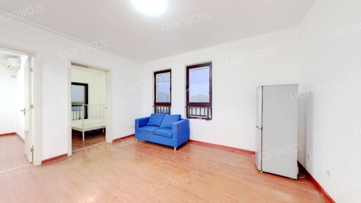 积贤雅苑二手房实景图