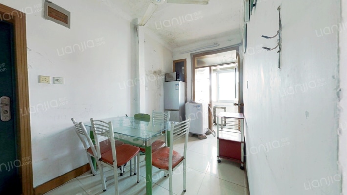 彩香一村三区二手房实景图