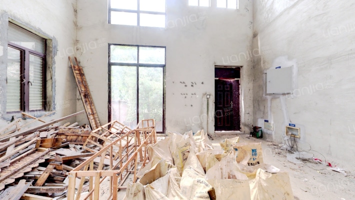 振业松湖雅苑二手房实景图