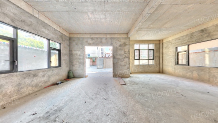 濠三小区二手房实景图