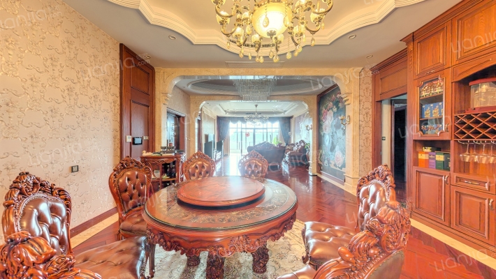 荣和公园尊府二手房实景图