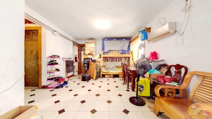 市场街74-82号二手房实景图