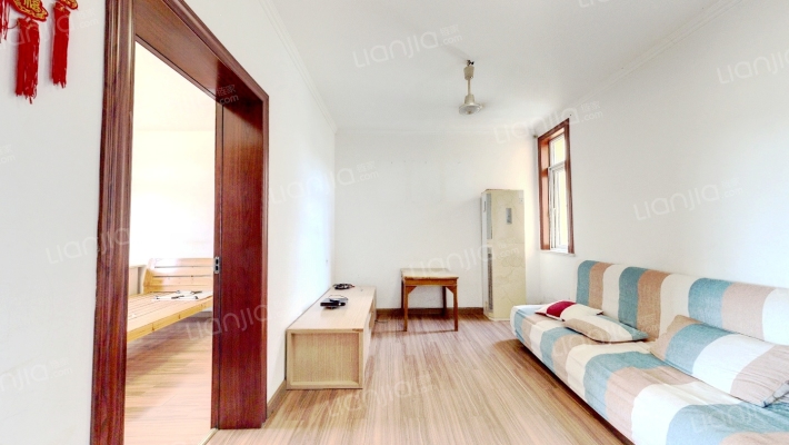 和平家园A2区二手房实景图