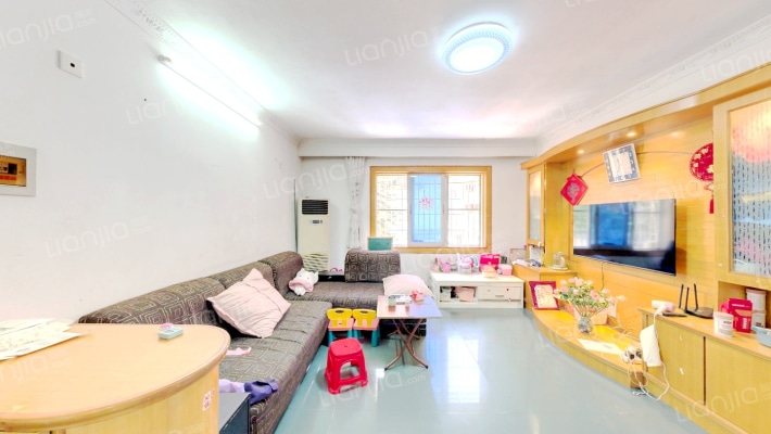 集美花园东区二手房实景图