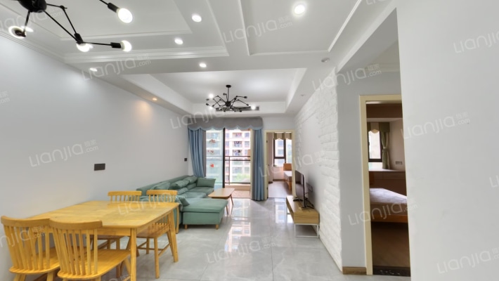 融景城臻苑二手房实景图