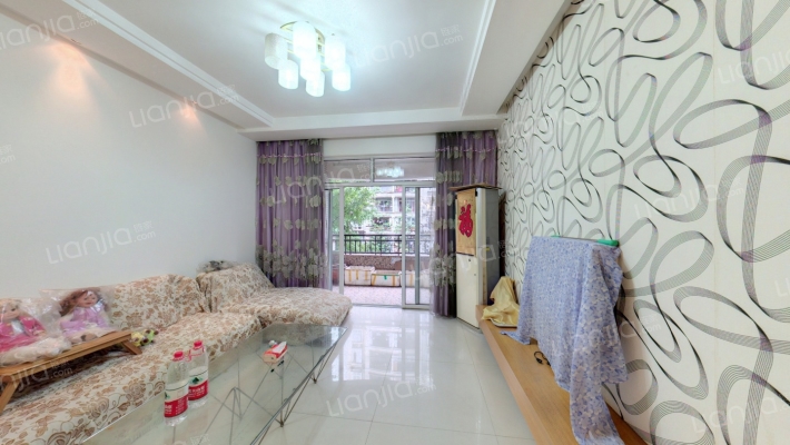 保利香槟花园B区二手房实景图