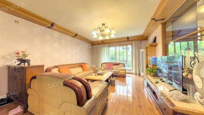 棕东小区二手房实景图