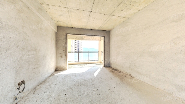 成峰水岸丽都二手房实景图