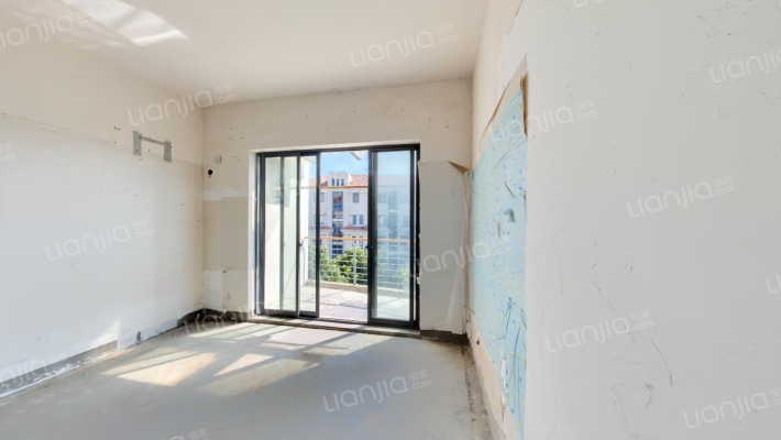 绿地21城C区二手房实景图