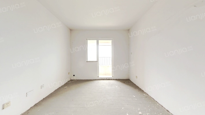 合能珍宝琥珀二手房实景图