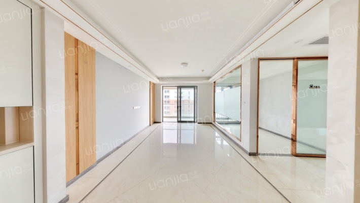 龙兴公馆二手房实景图