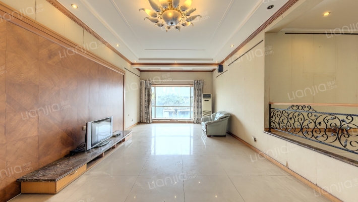 富贵花园二手房实景图