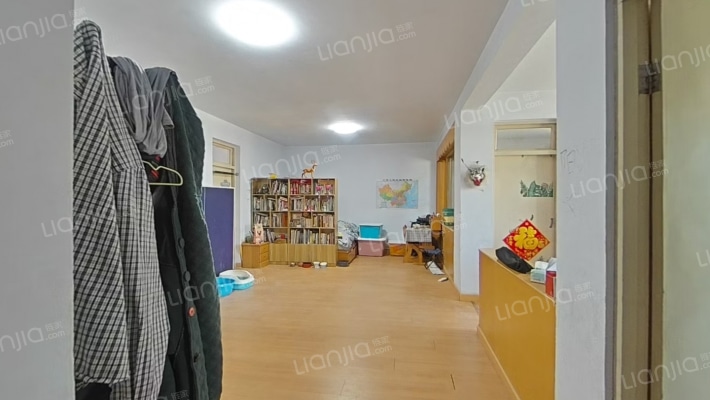 劳动路45号院二手房实景图