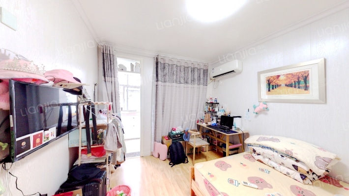 天成路二手房实景图