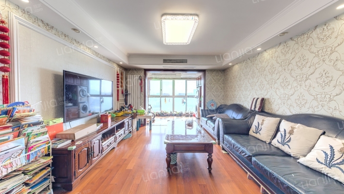 雍福龙庭二手房实景图