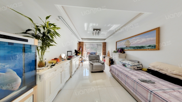 明秀山庄B区二手房实景图