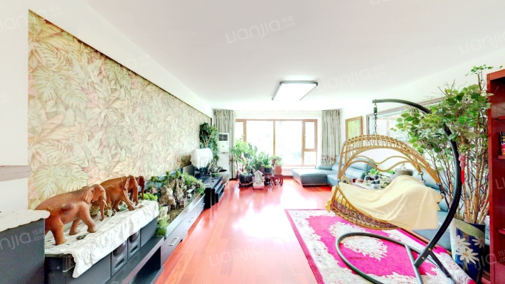 月潭爱丁堡二手房实景图