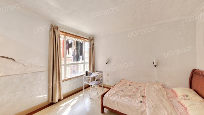 八一花园二手房实景图