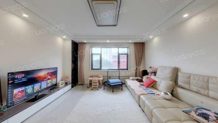 空港花园东航小区二手房实景图