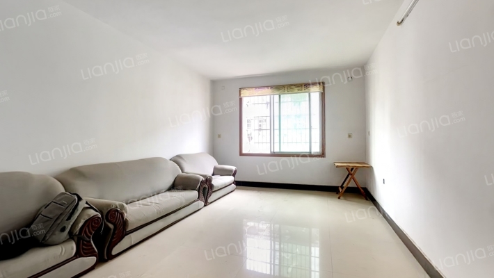 万隆花园二手房实景图