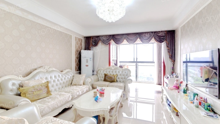 三利云锦二手房实景图