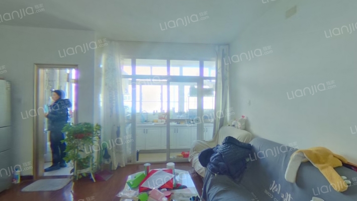 五十亩地二手房实景图