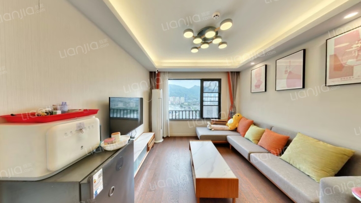 天空之城二手房实景图