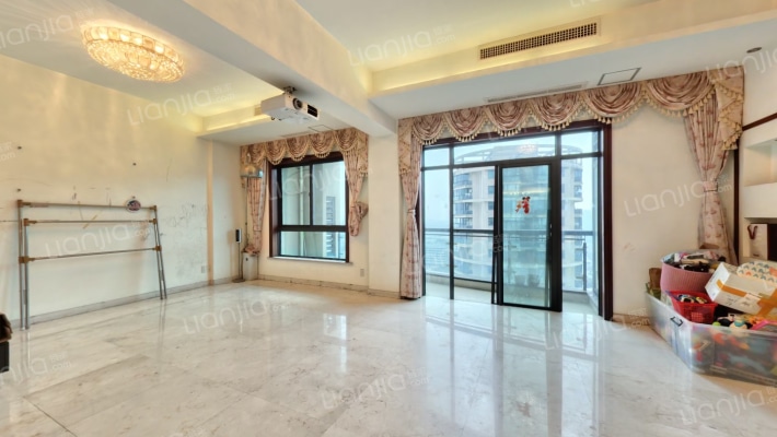 金马名仕园二手房实景图