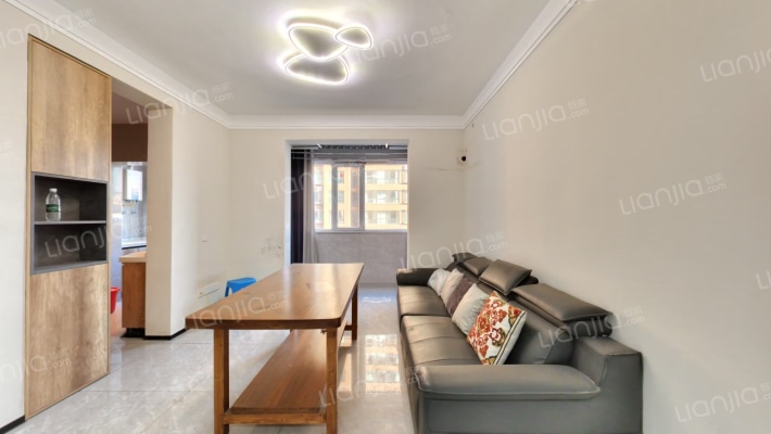 悦莱山二手房实景图