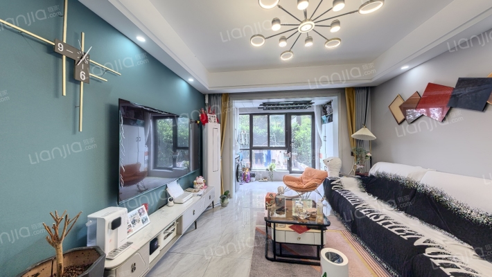 雨润星雨华府二手房实景图