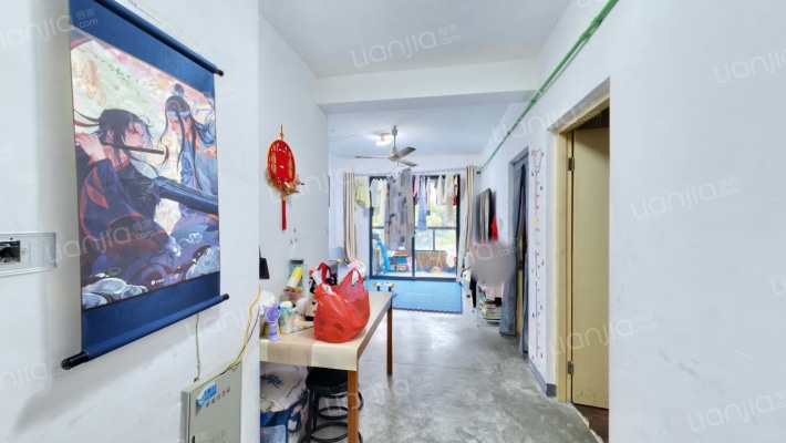 忆江南小区南区二手房实景图
