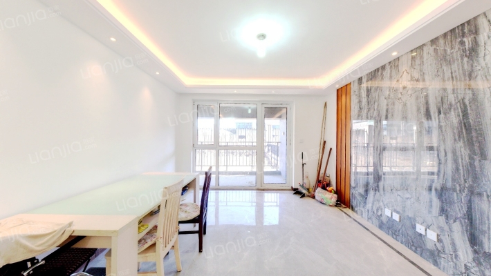 荣盛锦绣观邸三期二手房实景图