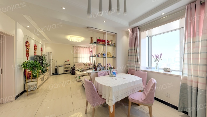 鸿基花苑二手房实景图