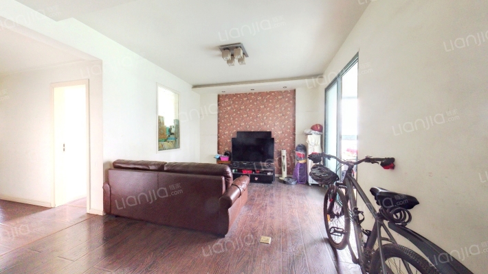 锦江华庭二手房实景图