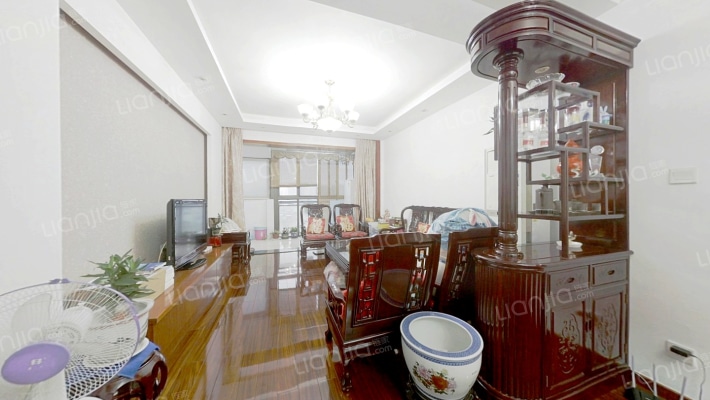 宾果公寓二手房实景图