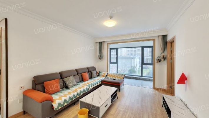 招商马尔贝拉二手房实景图