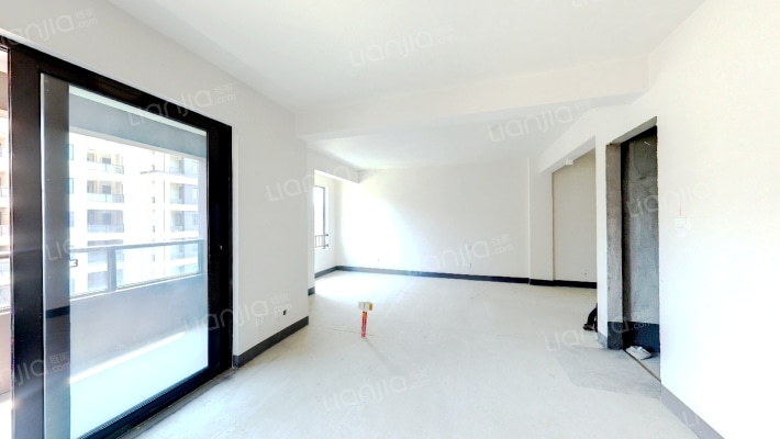 瑧鸿华庭二手房实景图