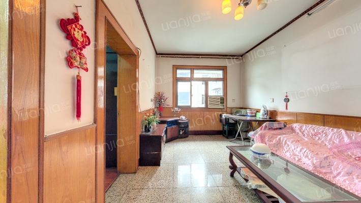 无名地小区二手房实景图