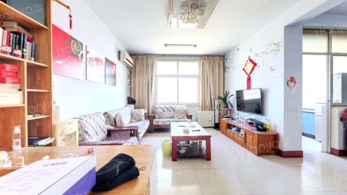 劳动路内衣厂家属院二手房实景图