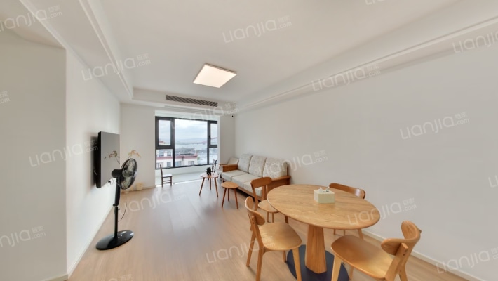 万年乐享世界二手房实景图