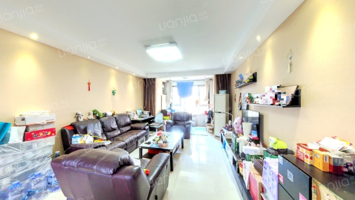 绿地新里卢浮公馆二手房实景图